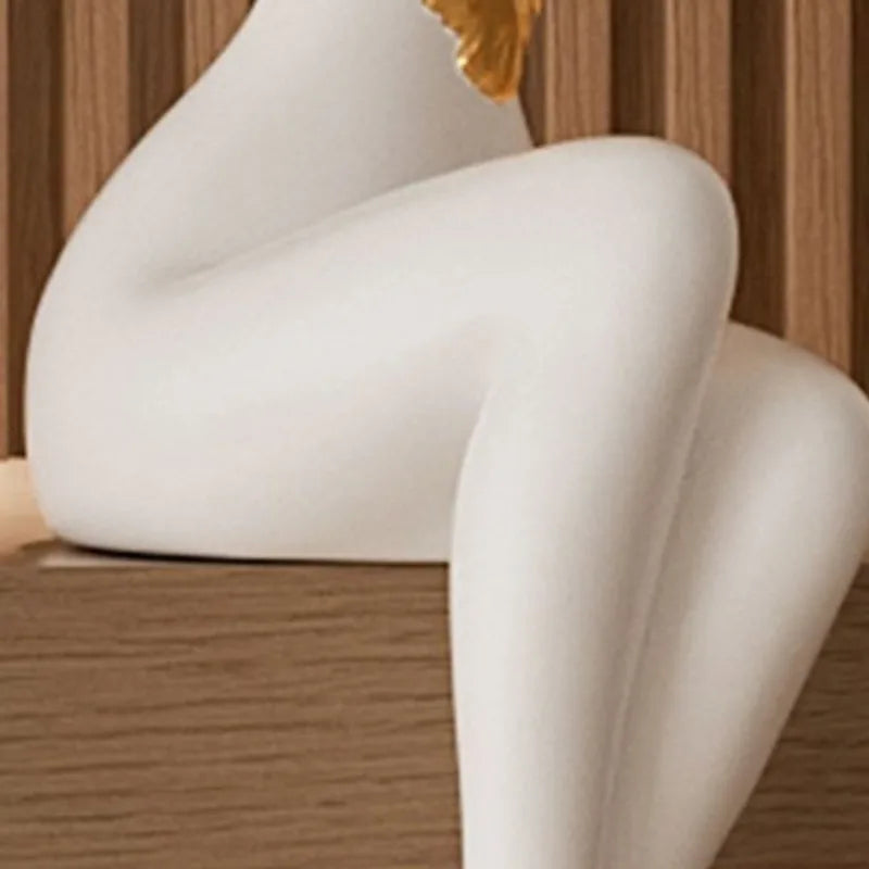 Resin Luxury Solid Color Figurines Luminous Character Wine Cabinet Figurines Semi-handmade Creative Modern Simple Home Decor