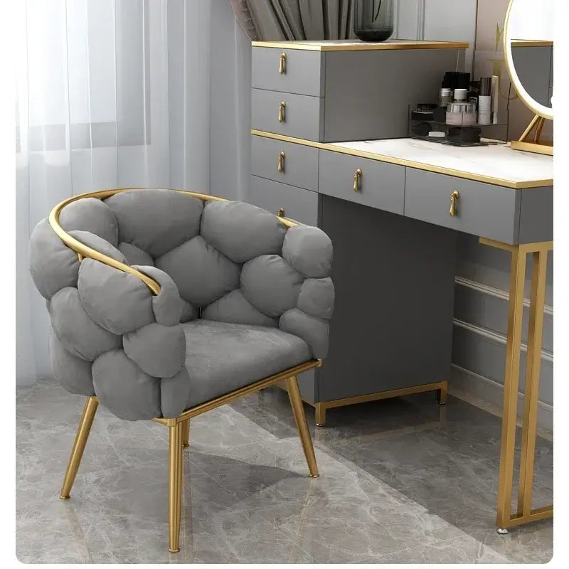Luxury bubble makeup chair in modern bubble style with plush design, perfect for makeup rooms and contemporary bedrooms.